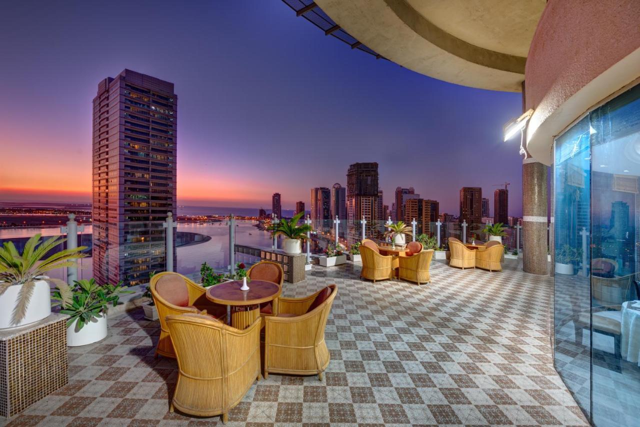 Aryana Hotel Шарджа Экстерьер фото